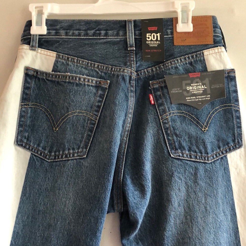 Color-block Levi Jeans